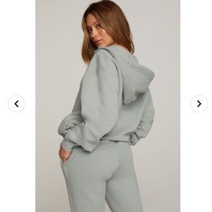 EUC Good American boyfriend zip hoodie sz 1